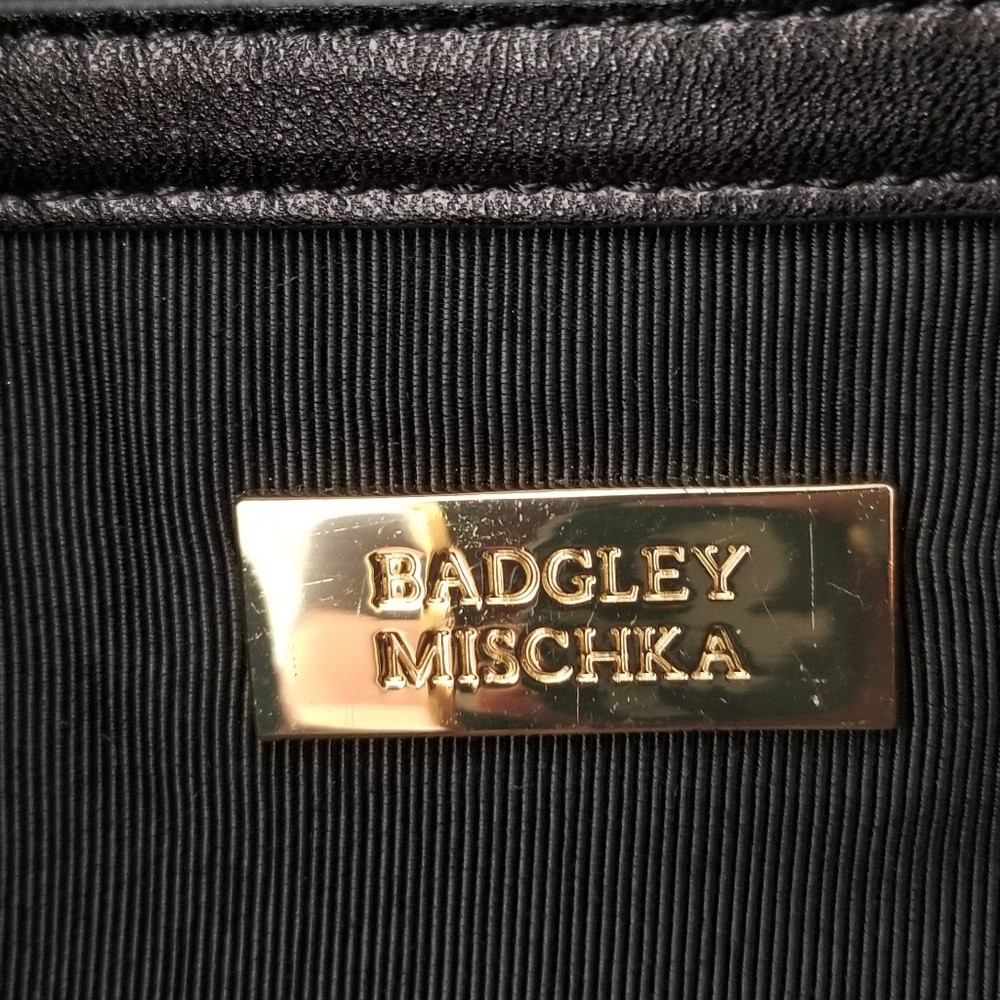 Badgley Mischka Leather bag 2 styles 1 bag - Picture 4 of 8